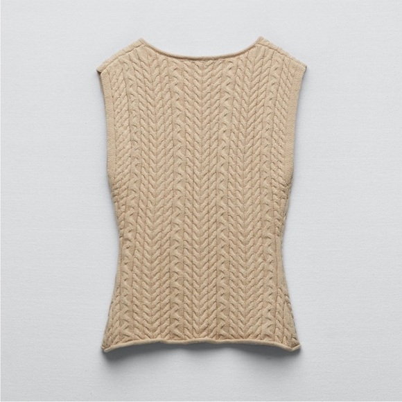 Zara Cable Knit Top - Picture 2 of 7